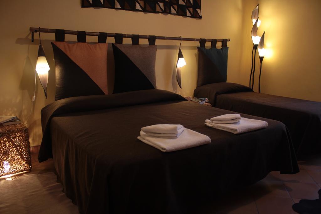 Dimora Dei Giganti Bed and Breakfast Napoli Værelse billede