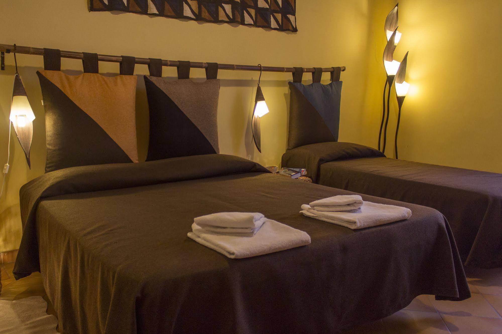 Dimora Dei Giganti Bed and Breakfast Napoli Eksteriør billede