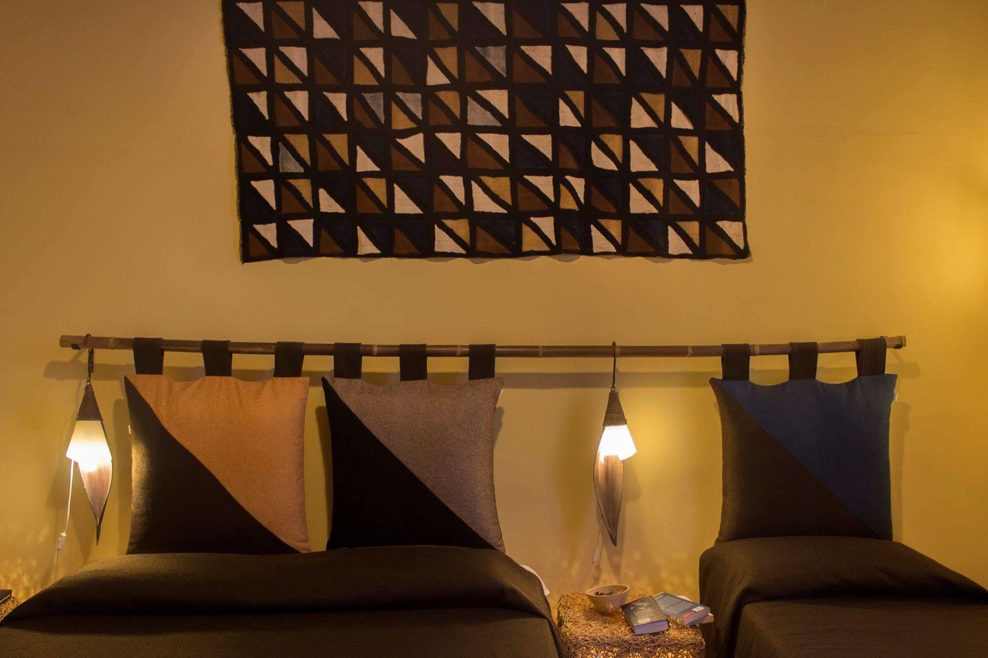 Dimora Dei Giganti Bed and Breakfast Napoli Eksteriør billede