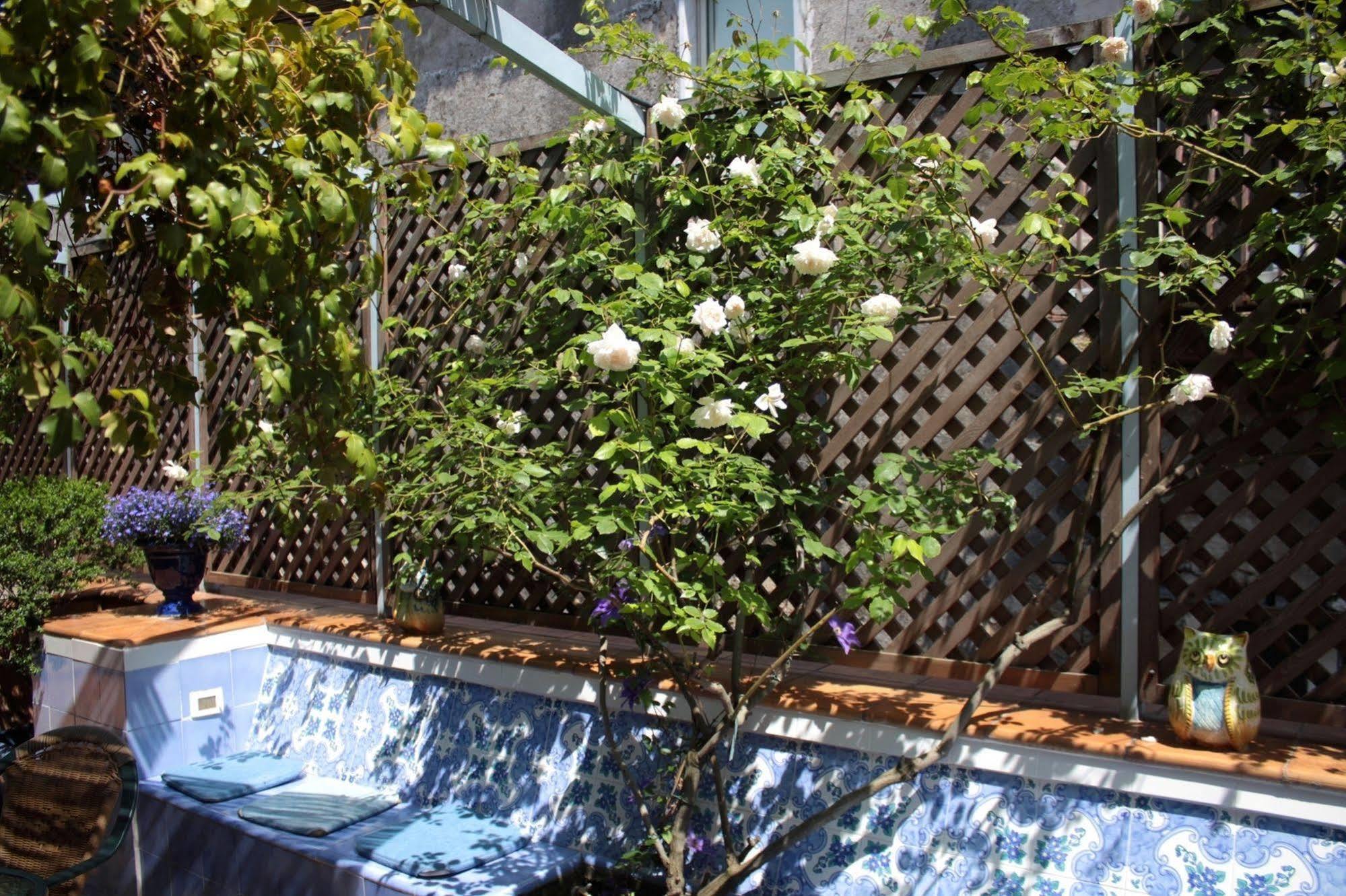 Dimora Dei Giganti Bed and Breakfast Napoli Eksteriør billede